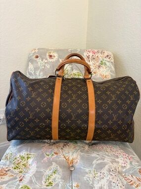 Louis Vuitton Monogram Canvas Keepall 55 Duffel Bag with Vachetta Trim